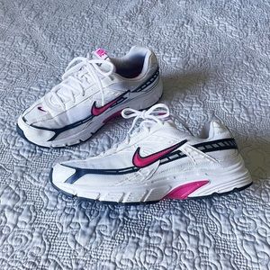 [NIKE] Pink & White Initiator Sneakers